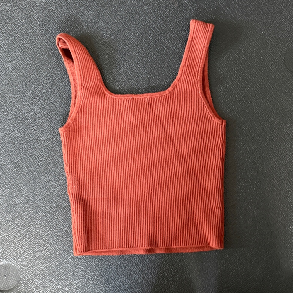 Abercrombie & Fitch Ribbed Knit Tank - Rust